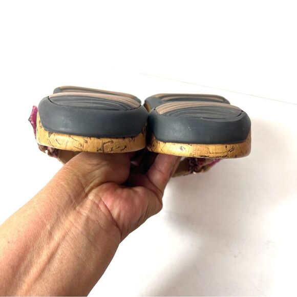 Vionic Flat Strappy Slide Sandals Womens 9 Snake Skin Print Embellished Open Toe - Picture 7 of 10